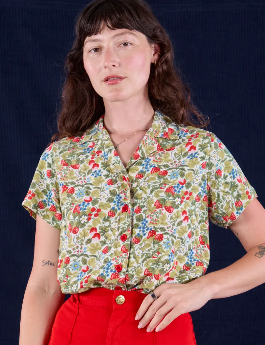 Online Off-White Strawberry Pantry Button-Up Pantry Button-Ups