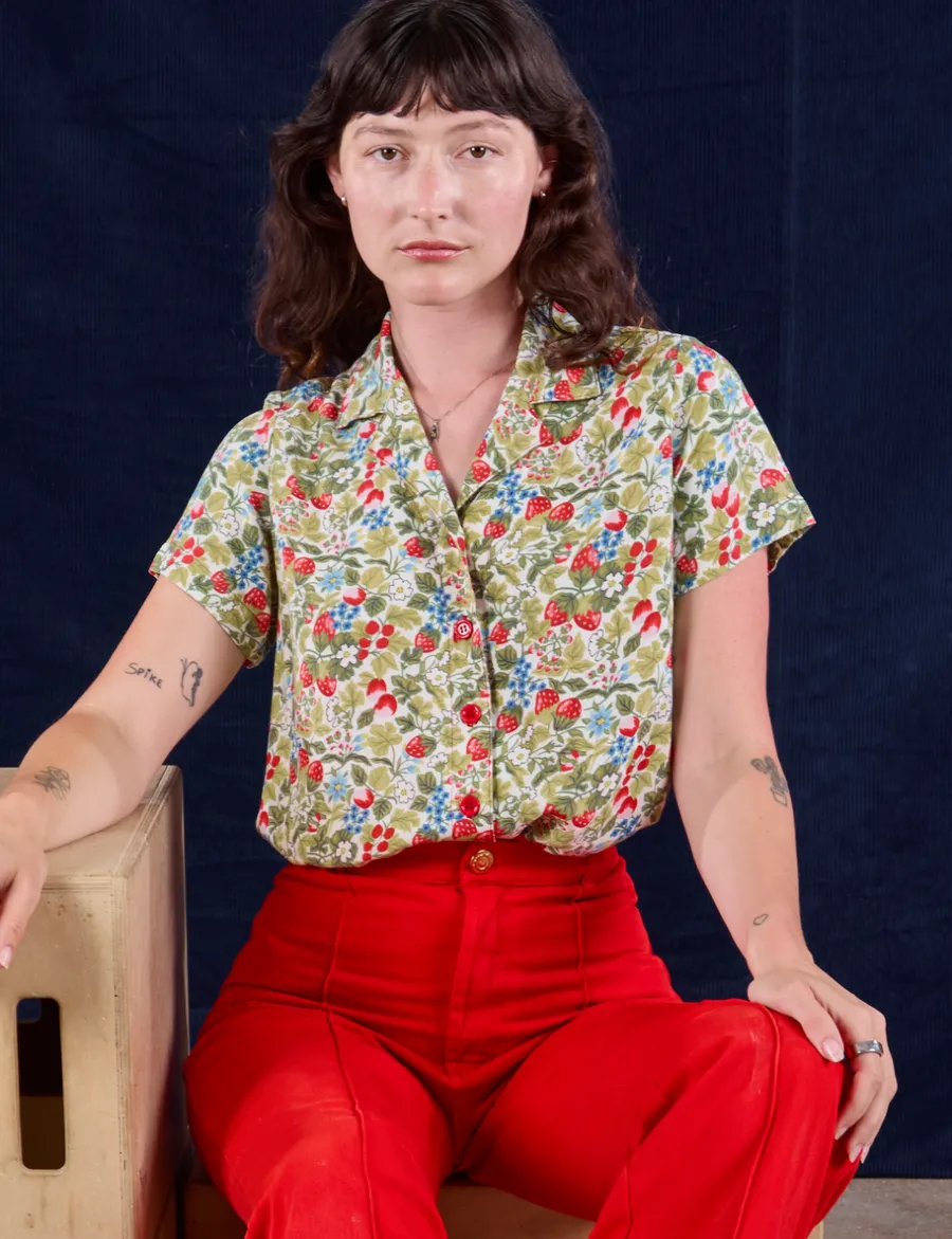 Online Off-White Strawberry Pantry Button-Up Pantry Button-Ups