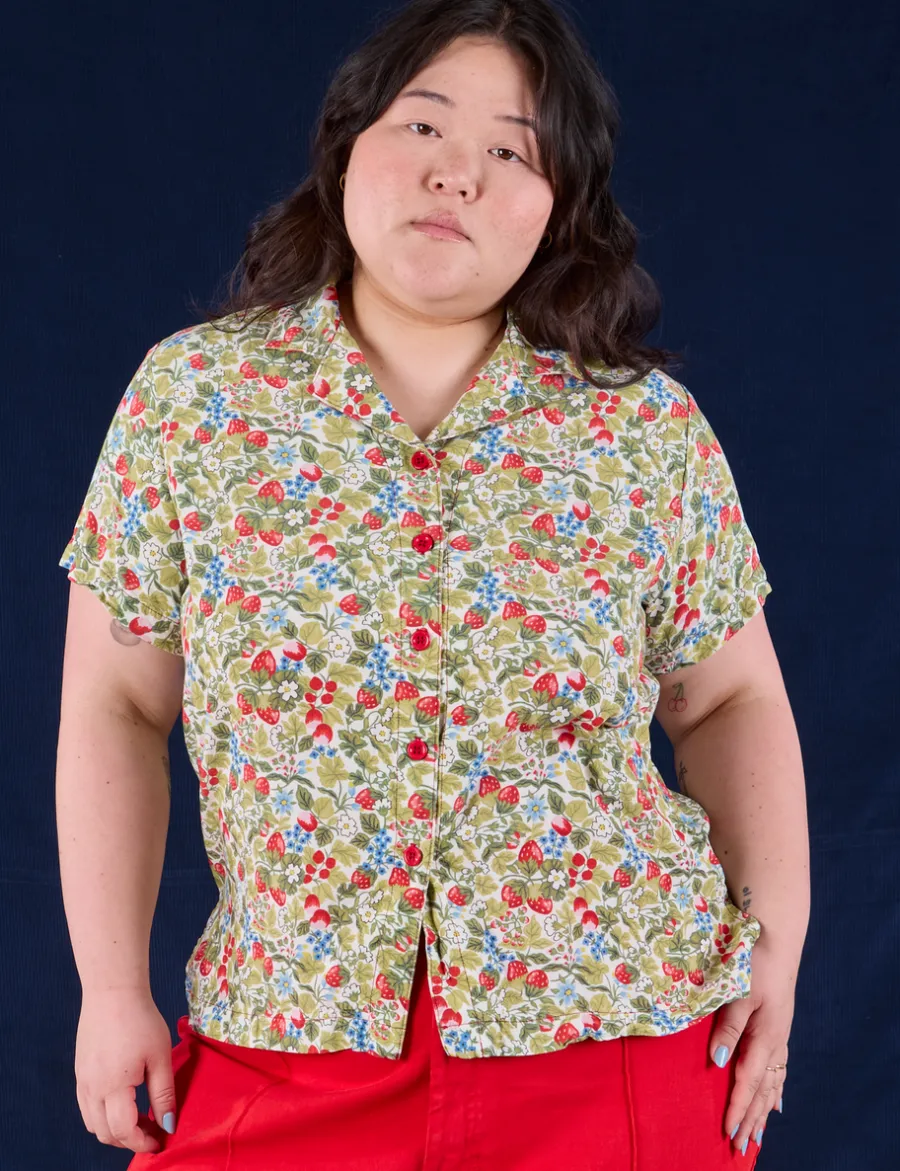 Online Off-White Strawberry Pantry Button-Up Pantry Button-Ups